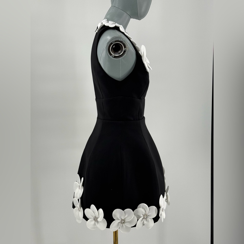 🆕 BRONX & BANCO 🧿 NWOT Estelle Floral Mini Dress, Black/White - Sz XS US 2 - Picture 8 of 17